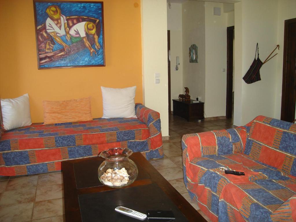 Część wypoczynkowa w obiekcie Stelios Seaside House
