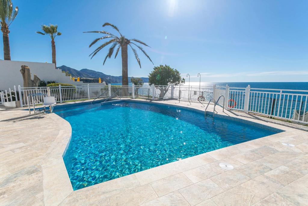 Tuhillo Parador Nerja