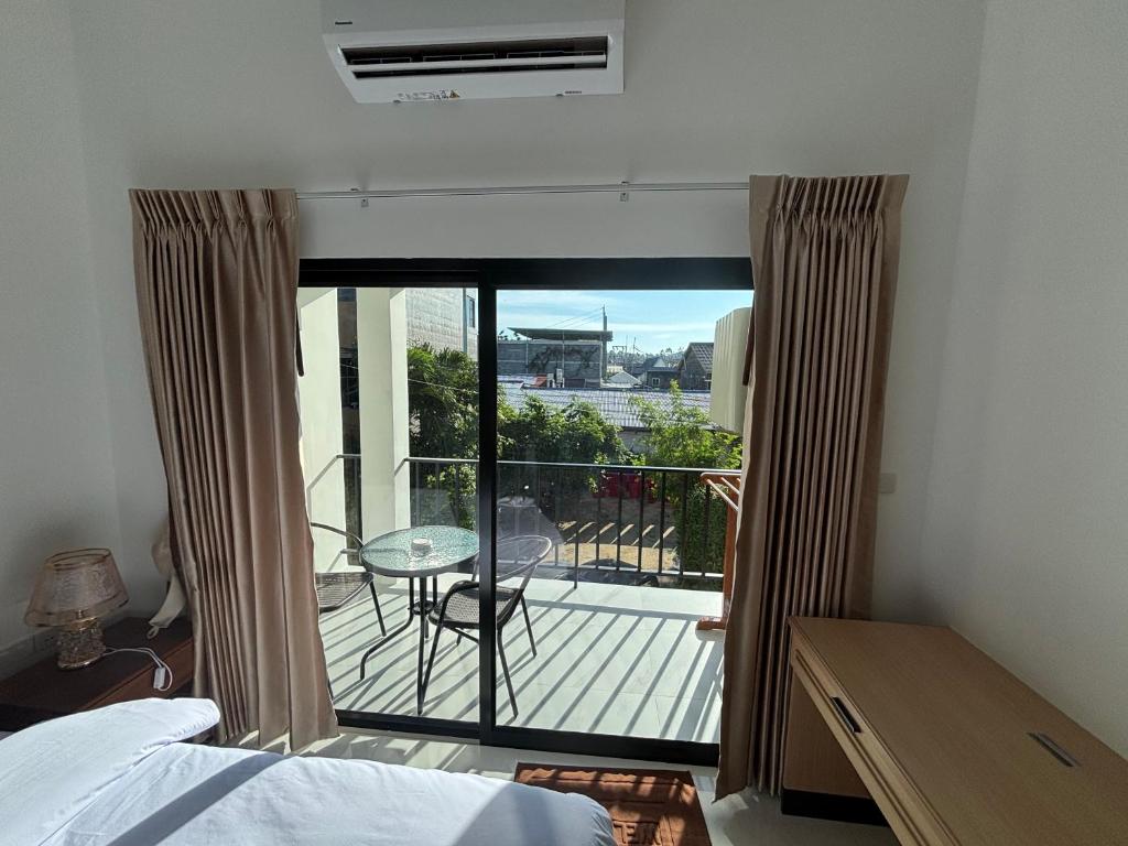 Bonny Hotel 4 Floors No Elevator