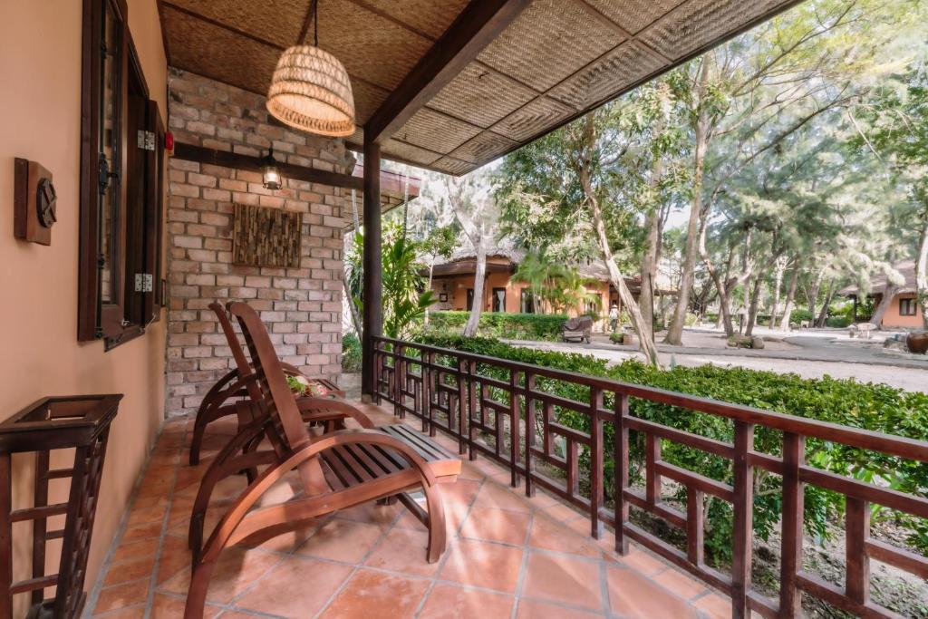 Bungalow Deluxe Nhìn ra Vườn