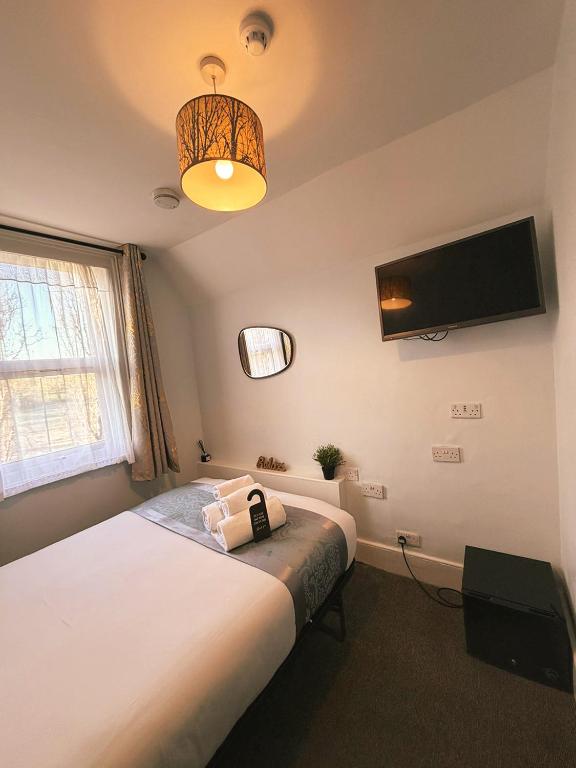 United Lodge Hotel - Habitación Doble Estándar Con Baño Compartido