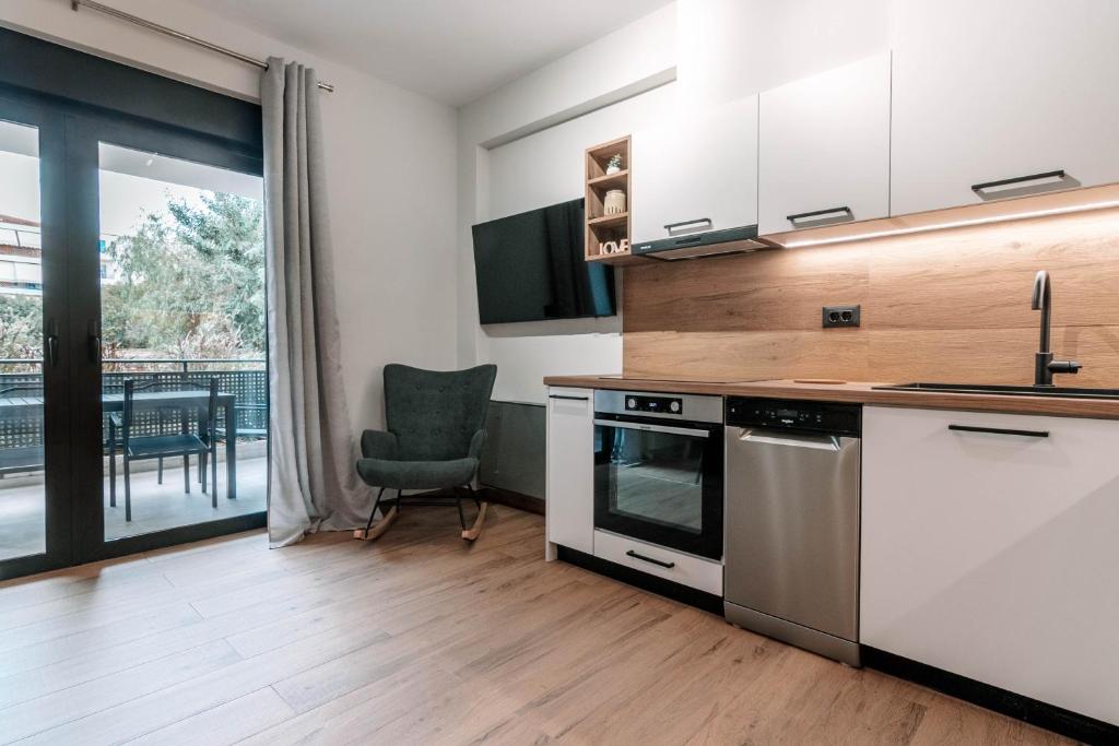 Key Host Nafplio apt