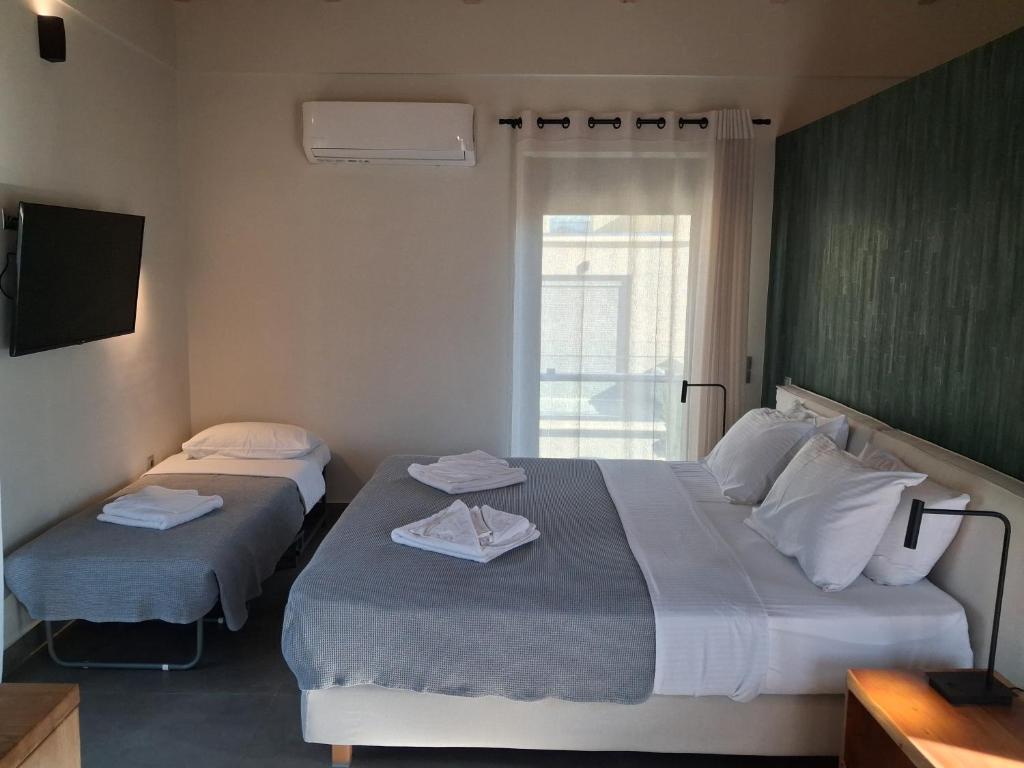 blue symphony suites and apartments - 2