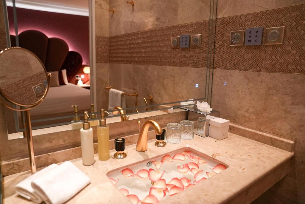 Paris j'Adore Hotel & Spa - 15