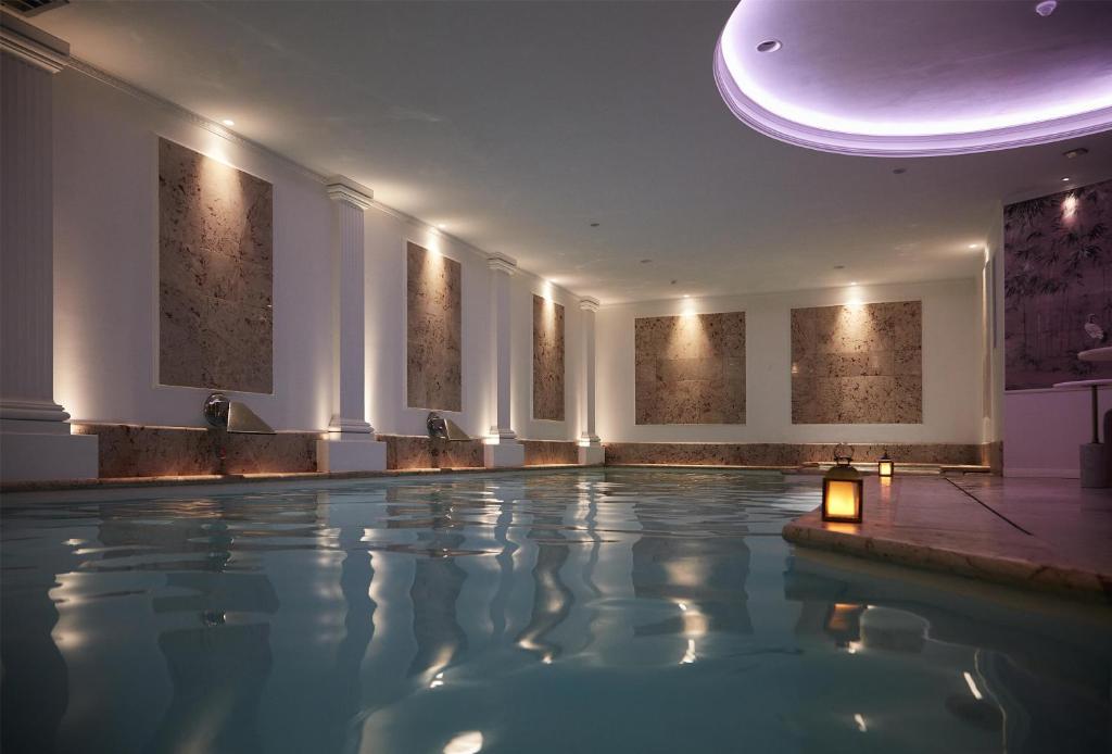 Paris j'Adore Hotel & SpaHotel in 17th arr., Paris photo