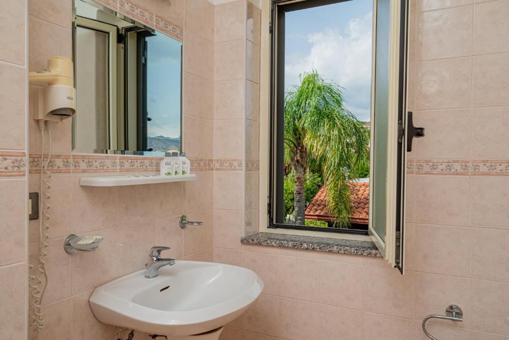 Club Esse Aquilia Beach Village