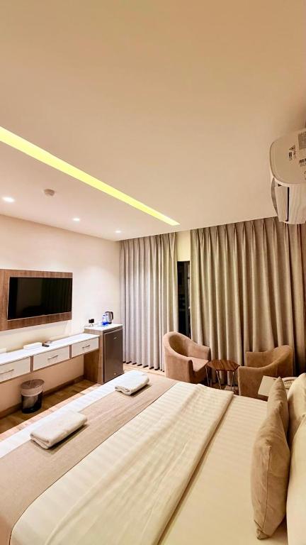 Sky Hotel - Delüks Çift Kişilik Oda