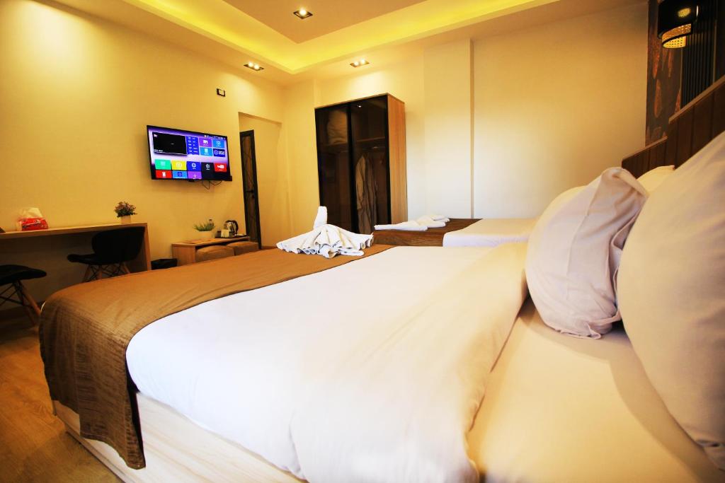 Palm Pyramids View INN - 1