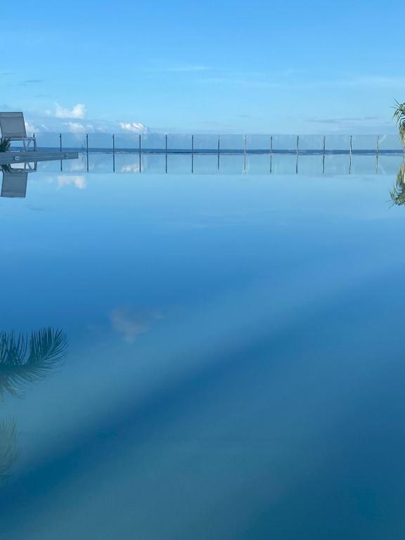 White Sand Villa - infinity pool - photo 12 - Tahiti, Polynésie