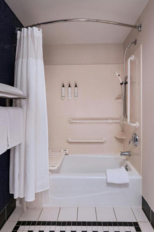Fairfield Inn and Suites by Marriott San Antonio Northeast / Schertz / RAFB - Estudio Con Dos Camas Queen Y Sofá Cama