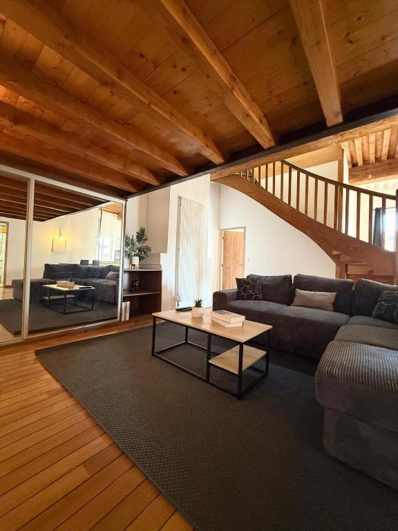 45 Corneille 3 Bedrooms Foch