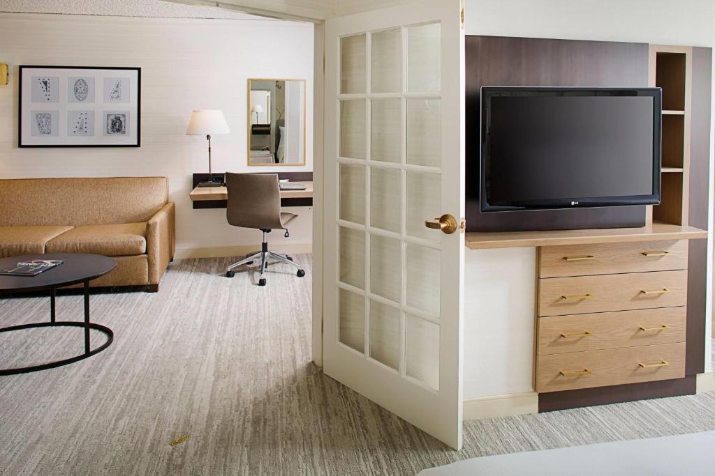 Wyndham Atlanta Perimeter photo