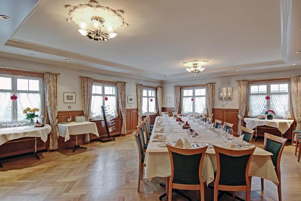 Restaurace v ubytování Gasthof Eisenbahn