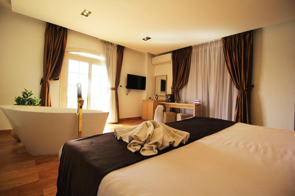 Palm Pyramids View INN - 18