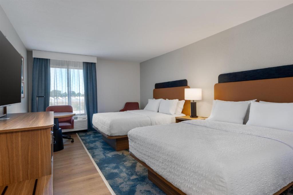 Hampton Inn Owensboro photo