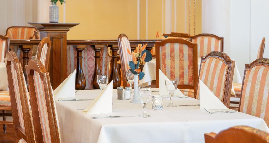 Victor's Residenz-Hotel Erfurt - 3