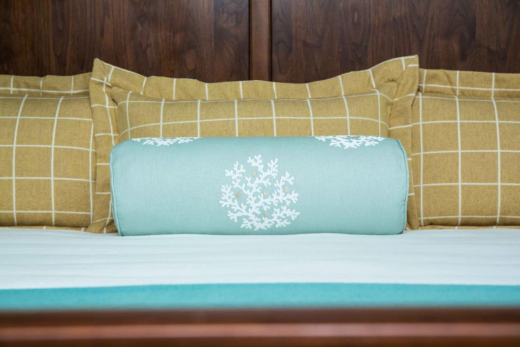 Henderson Beach Resortにあるベッド