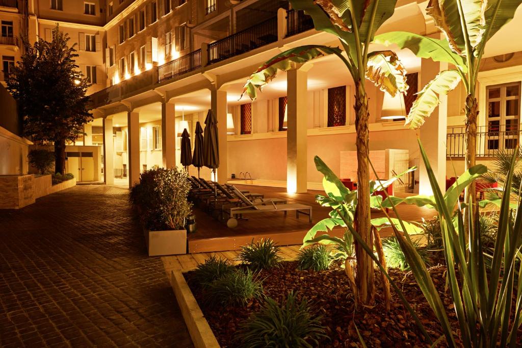 Hotel The Building - Resim 15