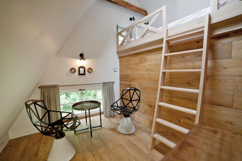 Patio Apartments - Old Town - 1