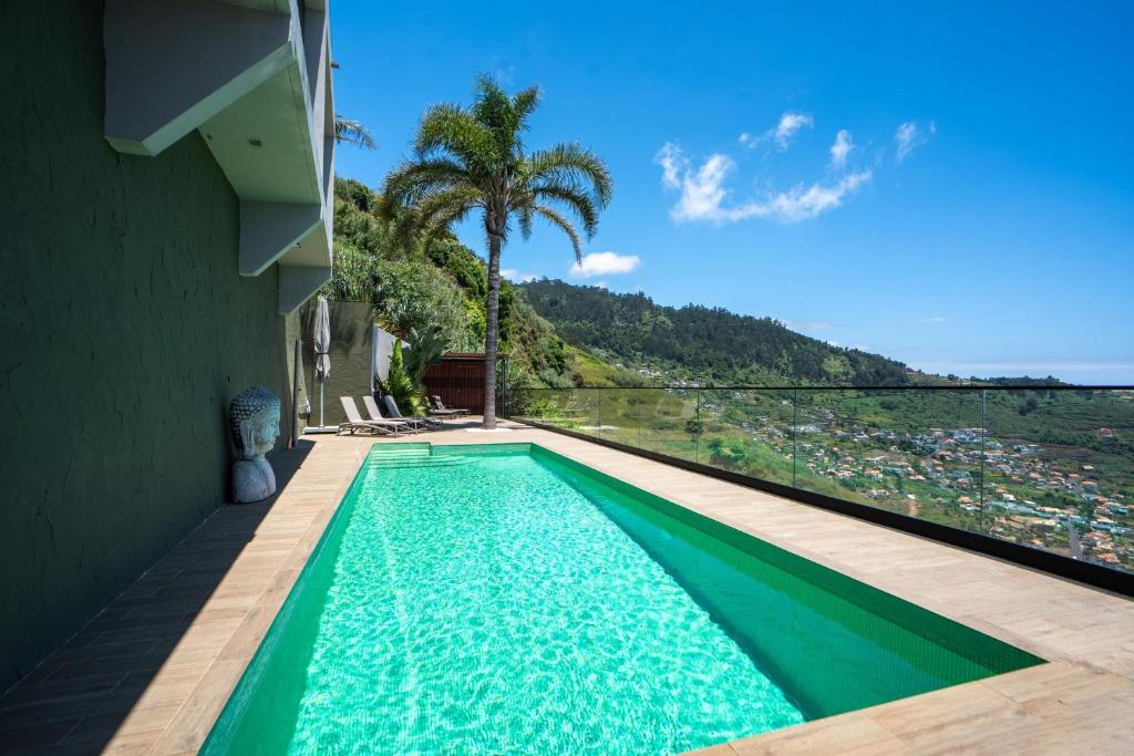Mansão Macau - pool & sea view villa by LovelyStay