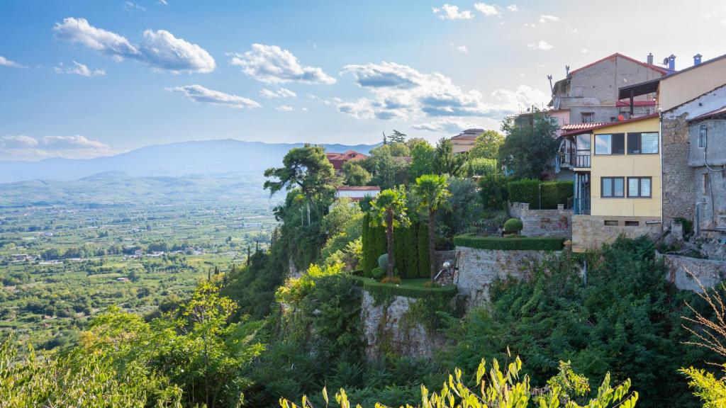 Hagiati Guesthouse - Edessa Cozy Mountain Retreat - 12