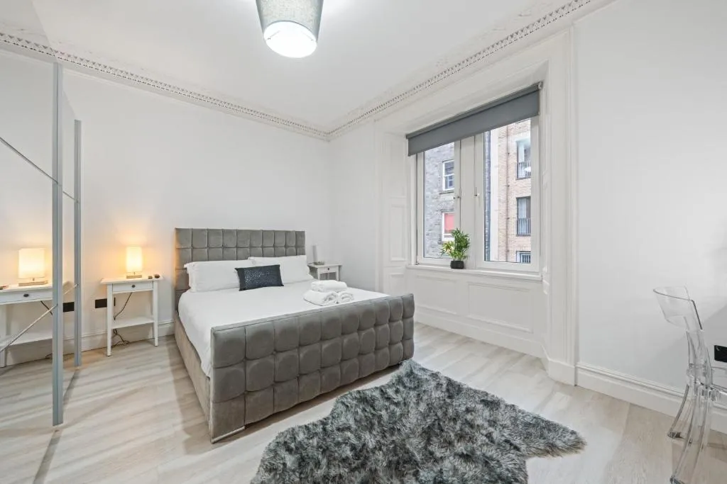 Upper Grove 2 Bedroom Apartment - Edinburgh
