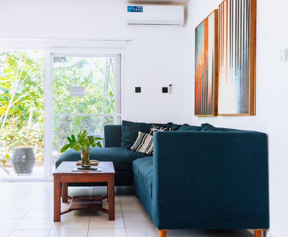Sheeba apartment with private garden