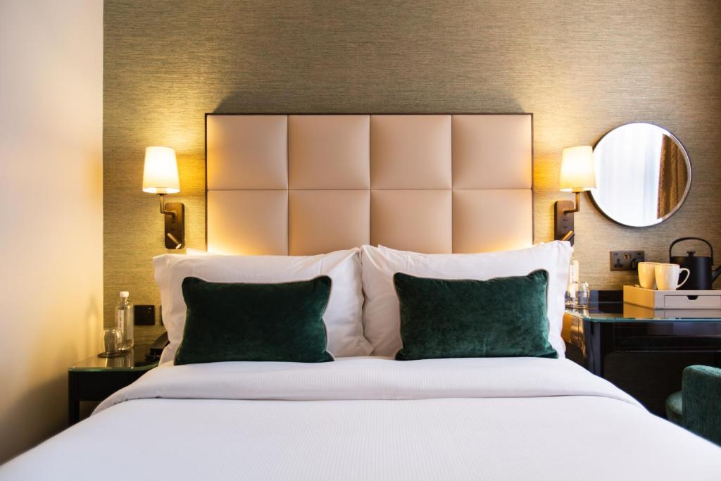 The Rathbone Hotel, Fitzrovia photo