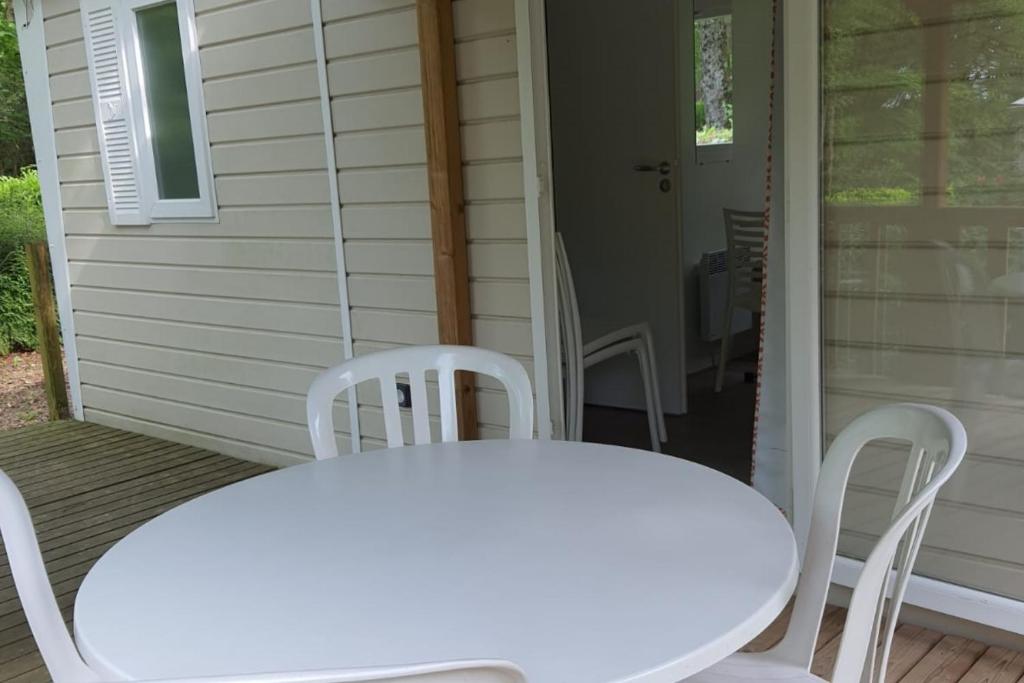 Camping le Relais du Léman - Gemütliches Mobilheim (2 Personen)