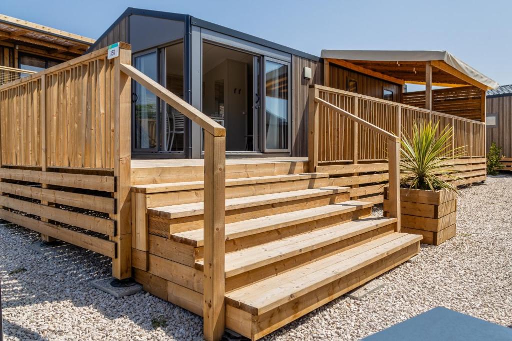Camping le Relais du Léman - Großes Premium-Mobilheim (6 Personen)