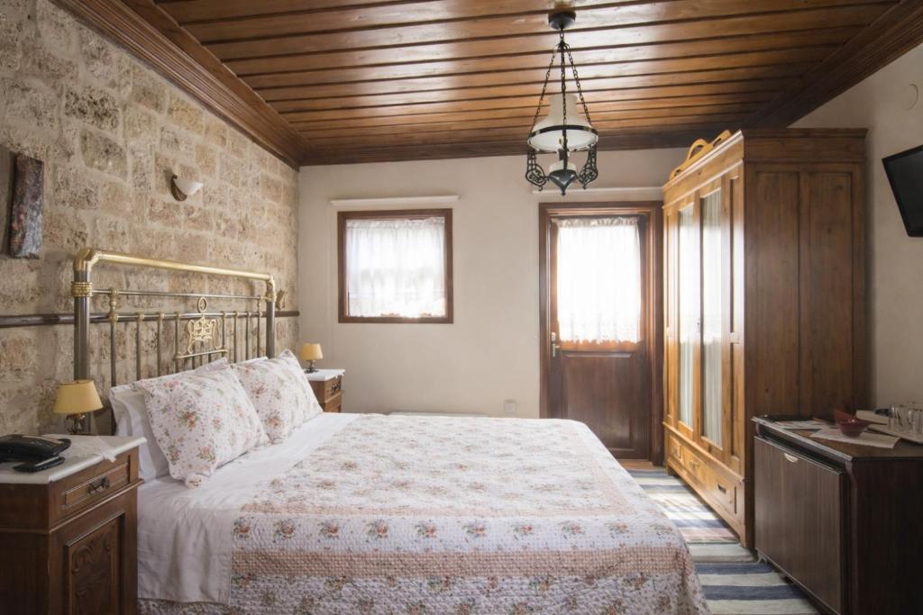 Hagiati Guesthouse - Edessa Cozy Mountain Retreat - 19