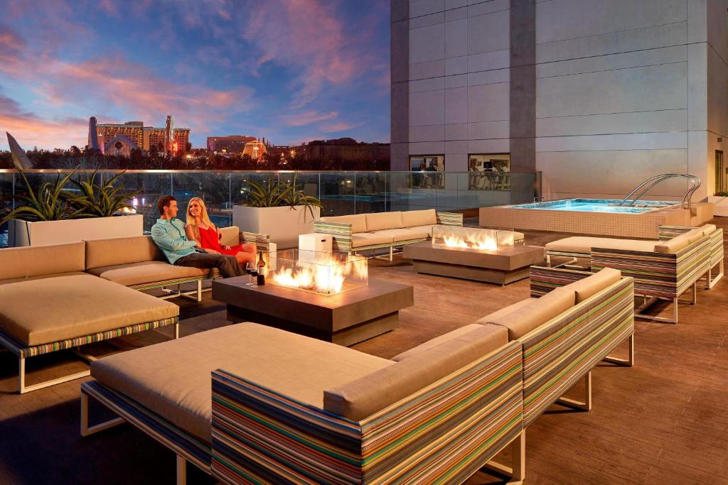 Residence Inn by Marriott at Anaheim Resort/Convention Center photo