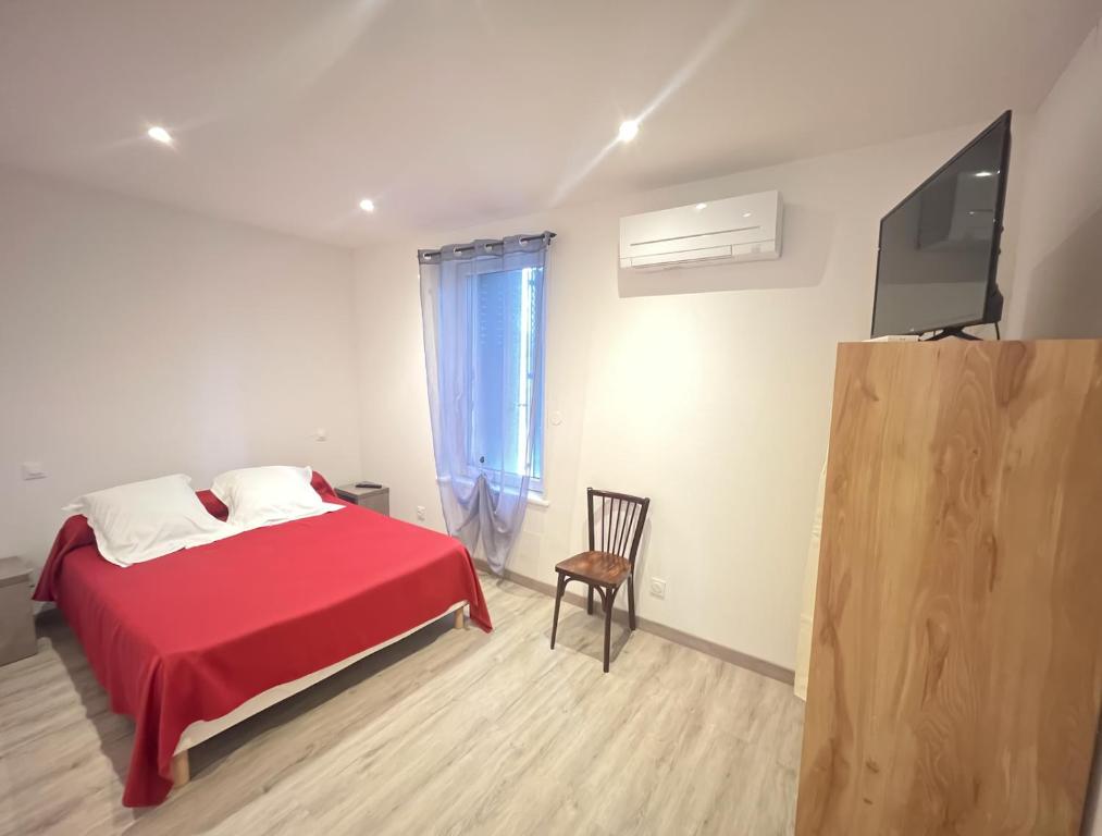 Hotel des voyageurs Chez Betty - Three-Bedroom Apartment - High Floor