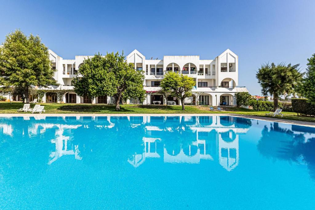 JASMIM 3 Ground floor with direct access to swimming pool