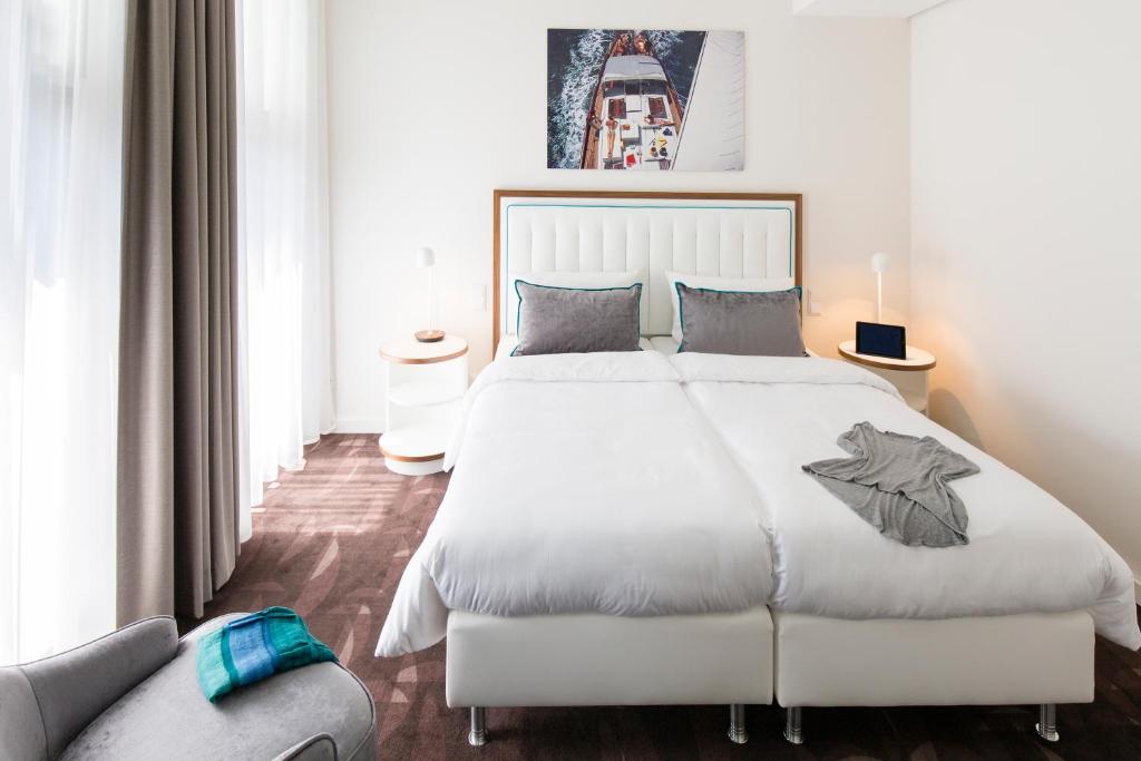 Hotel MOA Berlin - 13