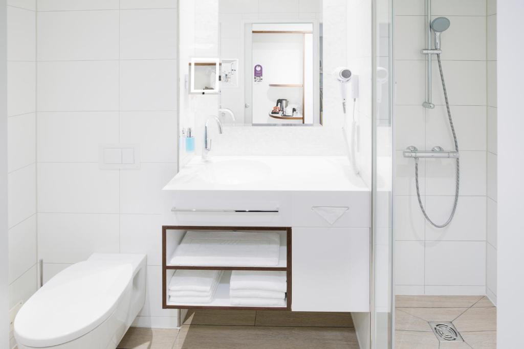 Hotel MOA Berlin - 14