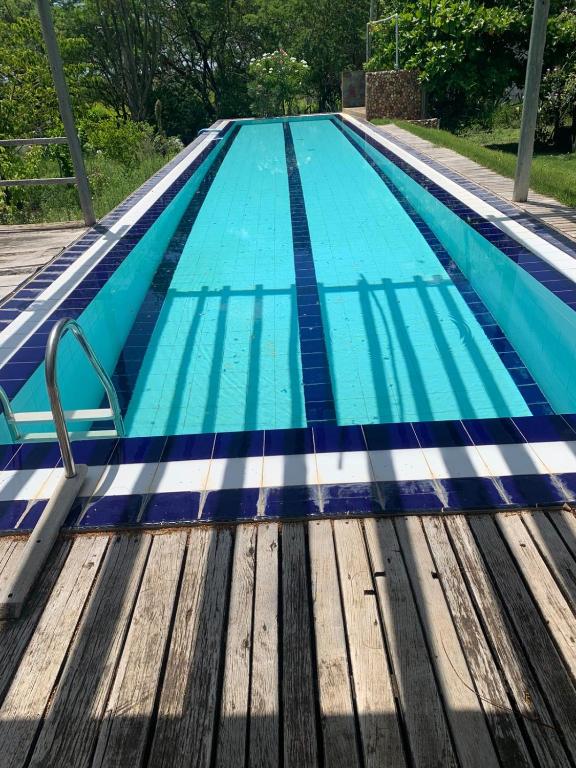 an overhead view of a swimming pool at Fazenda Shalom in Tucano