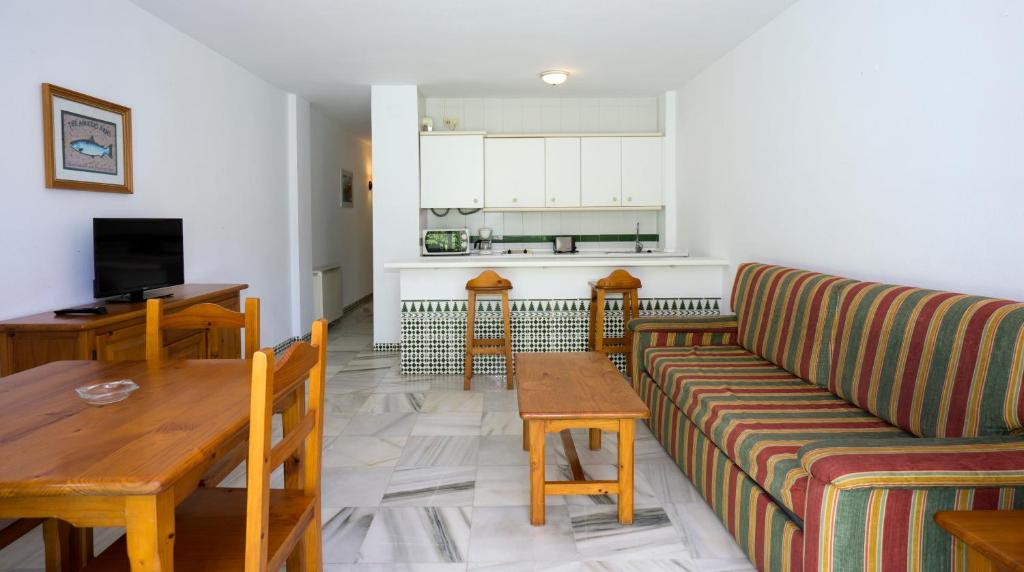 Apartamentos Turisticos Rio Marinas i Nerja – uppdaterade ...