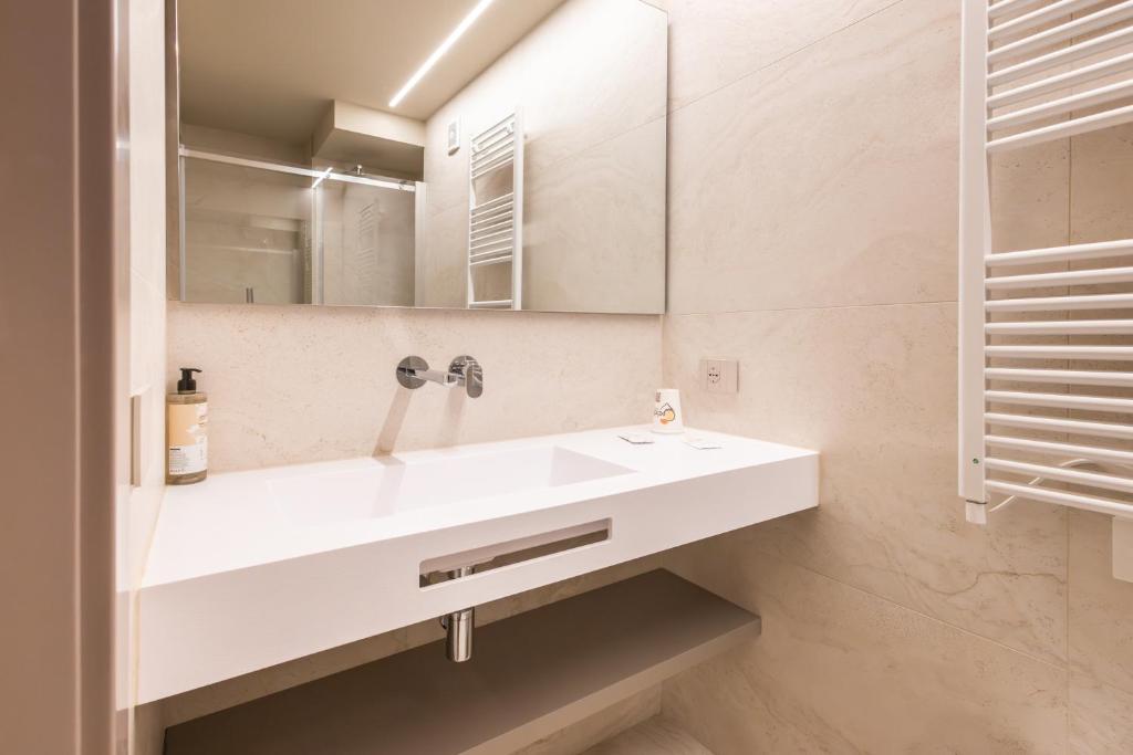 Aima Boutique Rooms