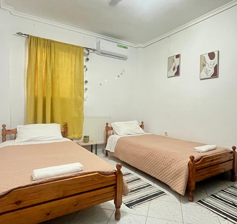 Jacque's Boutique Suite - 13