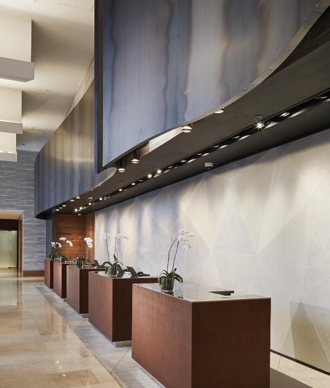 Loews Chicago O'Hare Hotel photo