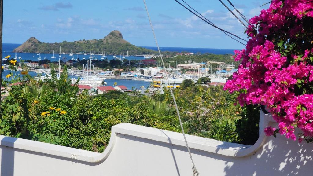 Hilltop Villa Chez Coco