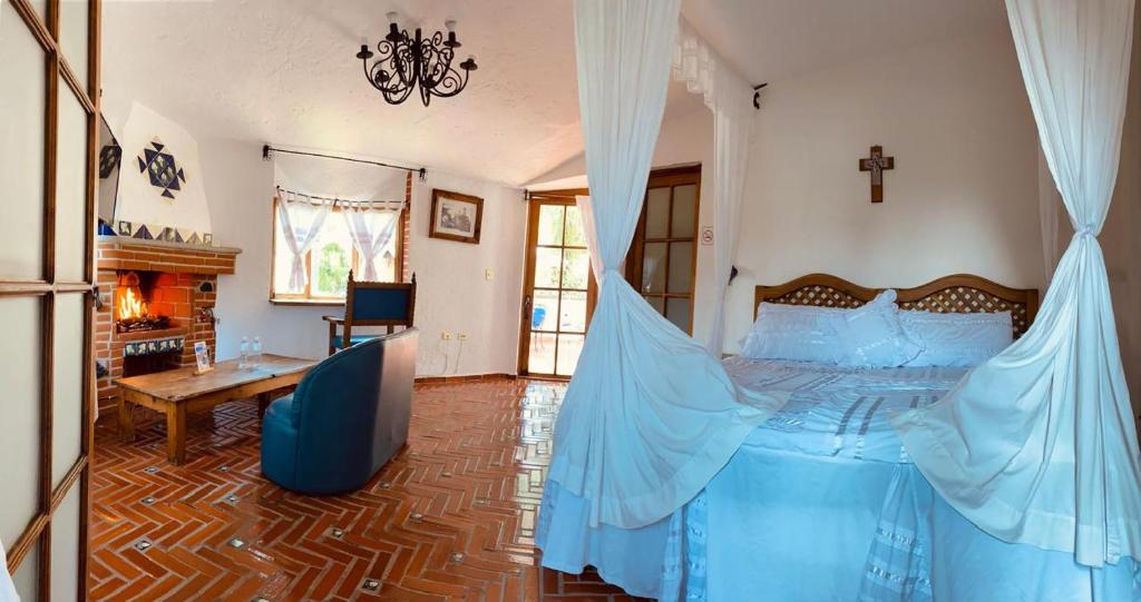 Posada Los Alcatraces - Kamer Met Kingsize Bed En Spabad