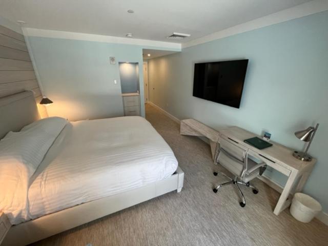 The Colony Hotel Kennebunkport - Coveside King
