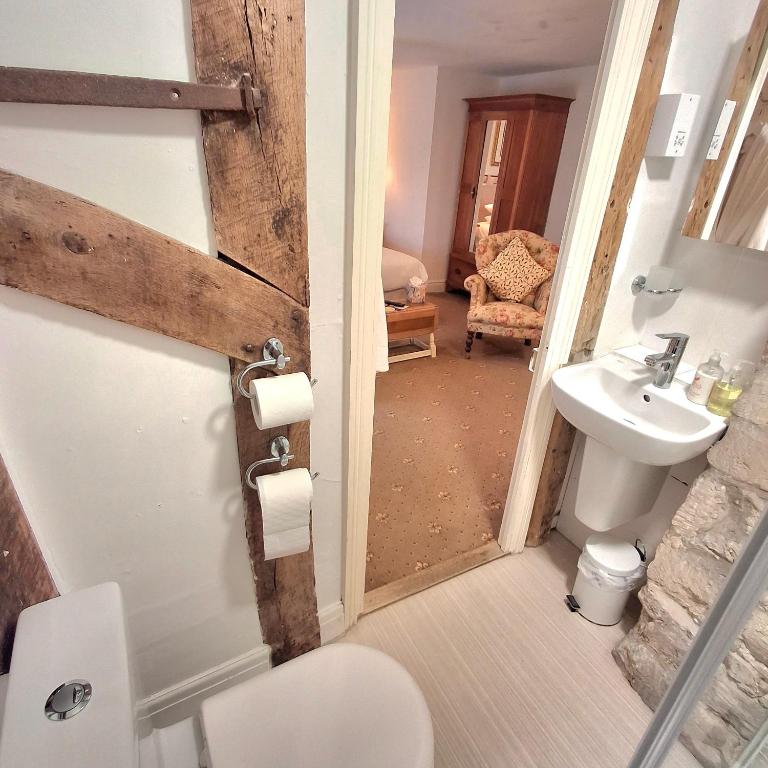 The Abbey Hotel & Apartments 7