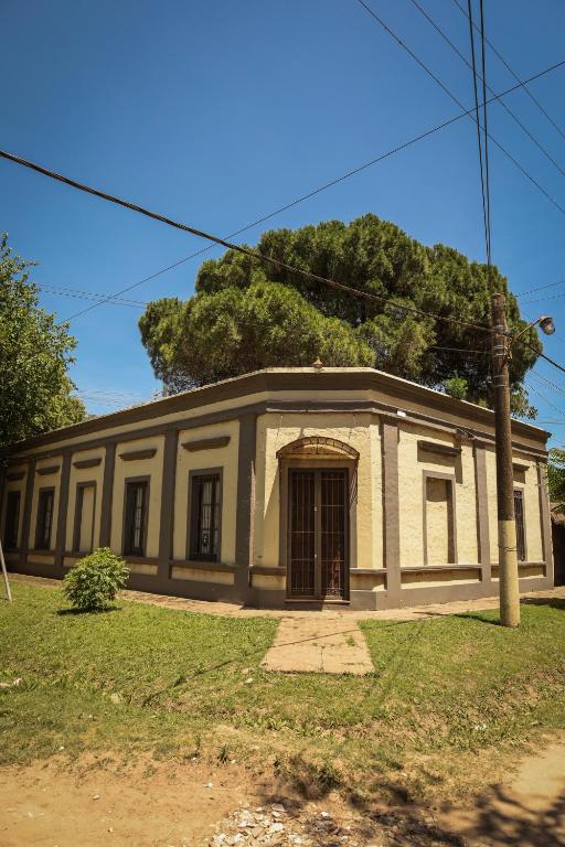 Casona Vintage con parque, pileta, quinchos, juegos & más