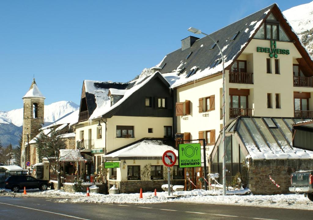 Hotel Edelweiss v zime