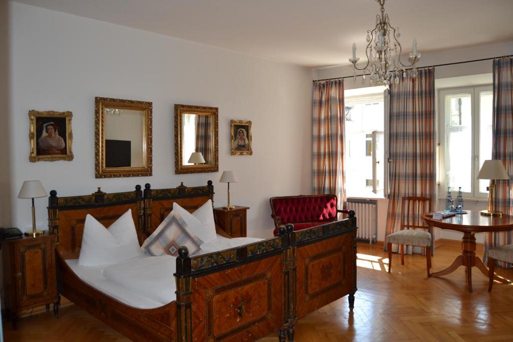 Posthotel Kolberbräu - Deluxe Double Room (2 Adults + 1 Child)