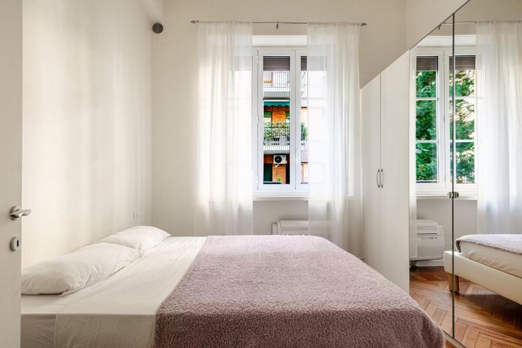 Photo inspiration: Fresh Look at Renovated Apartment In The Most Exclusive Area Of Turin Turim