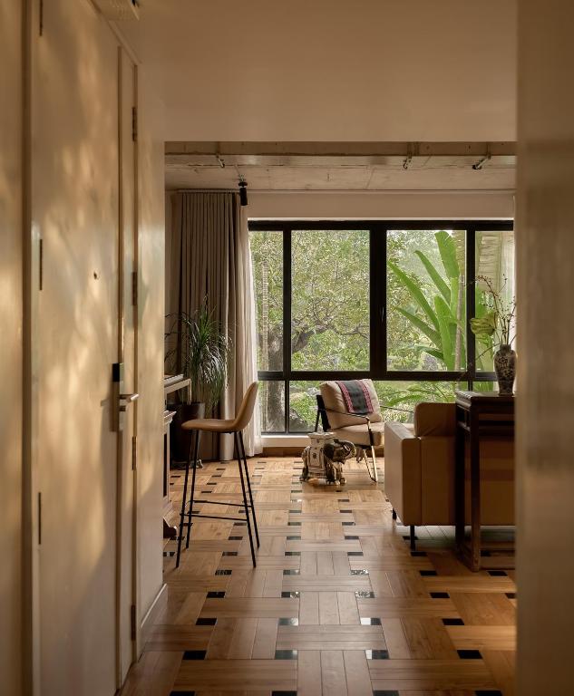 Suite Gia Đình